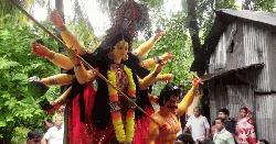 হাতিয়ায় বিদায়ের সুরে শেষ হলো শারদীয় দুর্গোৎসব