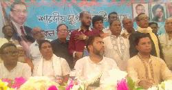শিবচরে পূজা মণ্ডপ পরিদর্শন করেছেন বিএনপি নেতা