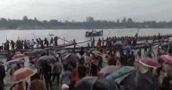 উল্লাপাড়ায় নৌকা বাইচকে কেন্দ্র করে সংঘর্ষ, আহত ১৭