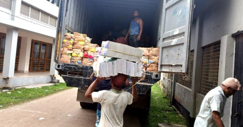 নান্দাইলে ১৫ টাকা কেজি দরে বিক্রি হচ্ছে প্রাথমিকের সরকারি বই