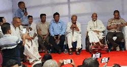 পিরোজপুরে বিএনপির ‎প্রবীণ নেতার সঙ্গে ভার্চুয়াল সাক্ষাৎ তারেক রহমানের