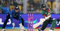 লড়াই করেও ইংল্যান্ডের কাছে হেরে গেল টাইগ্রেসরা