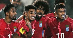 হামজার দুর্দান্ত ফ্রি কিকে এগিয়ে বাংলাদেশ