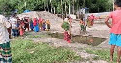 চিলমারীতে নদীবন্দরের অরক্ষিত হাউজে পড়ে শিশুর মৃত্যু
