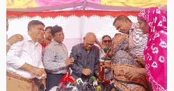 ৩০ বছর বুক দিয়ে ঘানি টানা সেই প্রবীণ দম্পতির পাশে তারেক রহমান