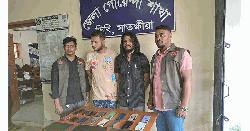 সাতক্ষীরায় অনলাইন জুয়া চক্রের দুই সদস্য গ্রেফতার