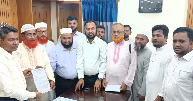 পিআর পদ্ধতিসহ ৫ দফা দাবিতে জেলা প্রশাসকের কাছে জামায়াতের স্মারকলিপি