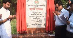 ওসমানী উদ্যানে ‘জুলাই স্মৃতিস্তম্ভ’ এর ভিত্তিপ্রস্তর স্থাপন