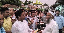 শিবচরে ৩১ দফা রূপরেখা প্রচারে বিএনপি’র লিফলেট বিতরণ