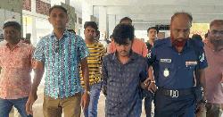 ইবিতে ক্লাস করতে এসে ছাত্রলীগ নেতা আটক, থানায় সোপর্দ  