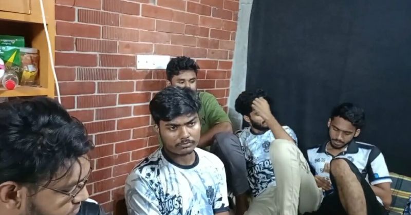 র‌্যাগিংয়ে অভিযুক্তদের একাংশ