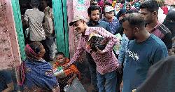 নাসিরনগরে তারেক রহমানের ৩১ দফা বাস্তবায়নের লক্ষ্যে লিফলেট বিতরণ