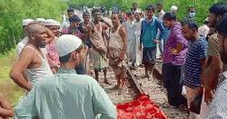 রামুতে ট্রেনে কাটা পড়ে যুবকের মর্মান্তিক মৃত্যু