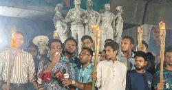 ‘জাগো বাহে, তিস্তা বাঁচাই’ স্লোগানে উত্তাল ঢাবি