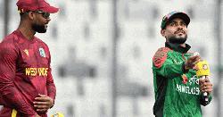 টস হেরে ব্যাটিংয়ে বাংলাদেশ