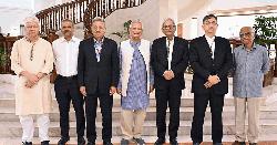 অন্তর্বর্তী সরকারকে তত্ত্বাবধায়ক সরকারের আদলে নিতে হবে: মির্জা ফখরুল 