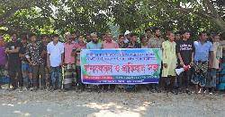 মান্দায় কালিকাপুর সিনিয়র আলীম মাদ্রাসায় অনিয়ম-দুর্নীতির অভিযোগে মানববন্ধন