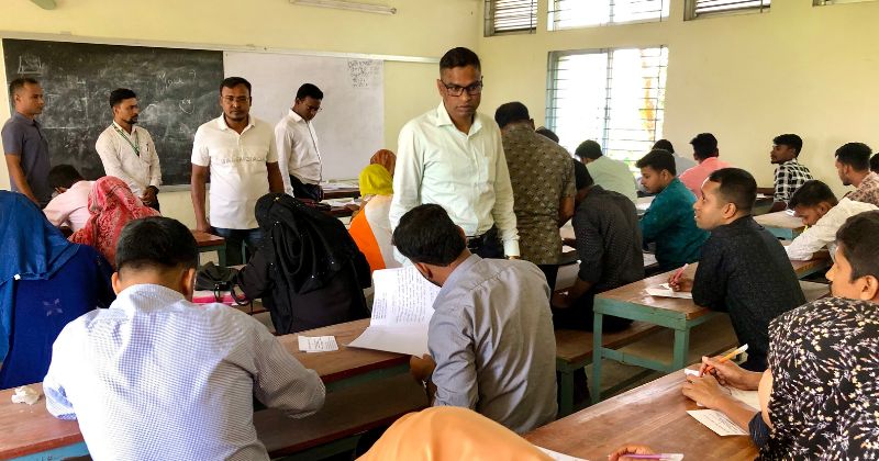 পত্নীতলায় এনজিওর নিয়োগ পরীক্ষা অনুষ্ঠিত