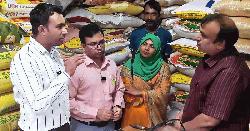 বগুড়ায় ভোজ্য ডালে ক্ষতিকারক রঙের উপস্থিতি, ৪ দোকানে লাখ টাকা জরিমানা