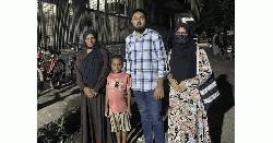 হারিয়ে যাওয়া শিশুকে মায়ের কোলে ফিরিয়ে দিলেন ঢাবি ছাত্রদল নেতা