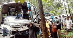 কক্সবাজারে সড়ক দুর্ঘটনায় একই পরিবারের পাঁচজন নিহত