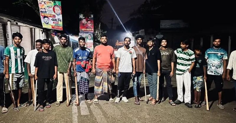 গজারিয়ায় চুরি-ডাকাতি প্রতিরোধে গ্রামে গ্রামে পাহারা!