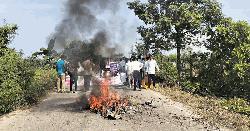 নাসিরনগরে আইএলএসটির শিক্ষার্থীদের বিক্ষোভ