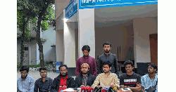 রেজিস্ট্রারের অশোভন আচরণে ২৪ ঘণ্টার আল্টিমেটাম রাকসুর