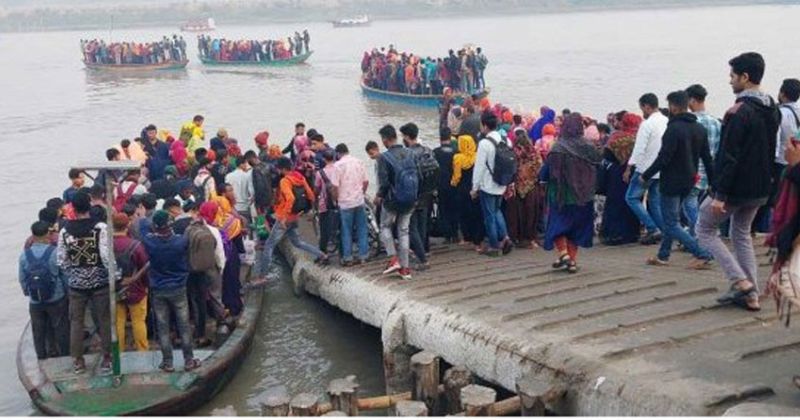 পানগুছি নদীতে জীবনের ঝুঁকি নিয়ে খেয়া পারাপার, ১২ বছরে ৩০ যাত্রীর মৃত্যু
