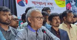 শেখ হাসিনার নির্দেশেই বাসে আগুন দেওয়া হয়েছে: রিজভী
