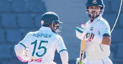 সেঞ্চুরি হলো না মুমিনুলেরও, ৪০০ পার বাংলাদেশের 