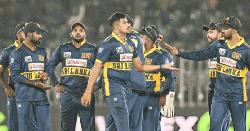 পাকিস্তানে বোমা হামলার পর দেশ ছাড়ছেন একাধিক লঙ্কান ক্রিকেটার