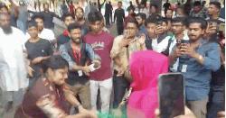  ‘জয় বাংলা’ স্লোগান দেওয়ায় নারীকে মারধর