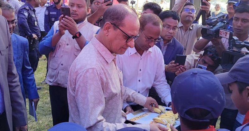 নাটোরে ‘স্কুল ফিডিং’ কর্মসূচি শুরু