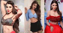 আকর্ষণীয় হতে গিয়ে বিপাকে, হাসপাতালে শার্লিন চোপড়া