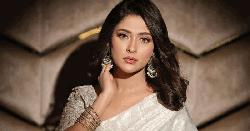 অভিনেত্রী মেহজাবীনের বিরুদ্ধে গ্রেপ্তারি পরোয়ানা