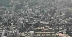আজ ঢাকার বায়ুদূষণ: কার জন্য বেশি ঝুঁকিপূর্ণ