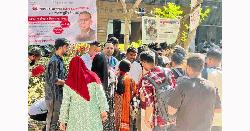 ঢাবিতে তারেক রহমানের জন্মদিন উপলক্ষে ২০ টাকায় বই বিক্রি