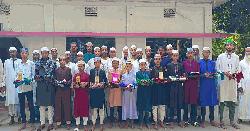টানা ৪১ দিন জামাতে নামাজ আদায় করে পুরস্কৃত ১৪ শিশু-কিশোর