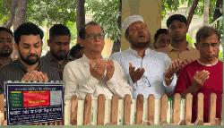 ঢাকা উত্তর বিএনপির প্রতিষ্ঠাতা সাধারণ সম্পাদক আহসান উল্লাহ হাসানকে স্মরণে কবর জিয়ারত করলেন ড. এম এ কাইয়ুম