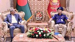 পুলিশকে সততা-নিষ্ঠার সঙ্গে দায়িত্ব পালনের আহ্বান রাষ্ট্রপতির