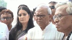 জিয়া উদ্যানের সমাধিতে হিন্দু, বৌদ্ধ ও খ্রিস্টান কল্যাণ ট্রাস্টের শ্রদ্ধা