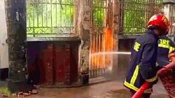 সিরাজগঞ্জে বজ্রপাত থেকে বিদ্যুৎমন্ত্রীর বাসভবনে অগ্নিকাণ্ড