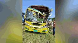 সিরাজগঞ্জে বাসের ধাক্কায় দাঁড়িয়ে থাকা ট্রাকের দুই চালক নিহত