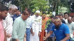 কালকিনিতে বৃক্ষরোপণ ও শিক্ষার্থীদের মাঝে চারা বিতরণ