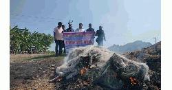 পায়রায় মৎস্য বিভাগের অভিযানে ১৫ হাজার মিটার কারেন্ট জাল ও নৌকা জব্দ