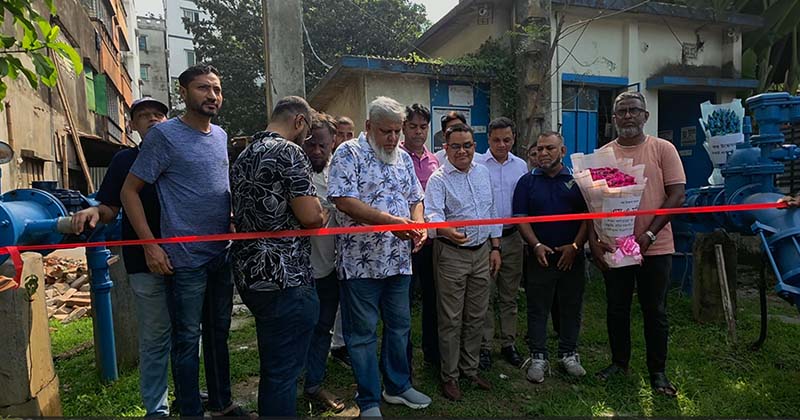 পানির পাম্প স্থাপনের কার্যক্রম উদ্বোধন করেন এম এ মতিন